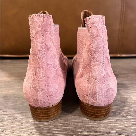 ANTHROPOLOGIE Pink Suede Floral Embossed Chelsea Boots Size 8.5 - Picture 9 of 13